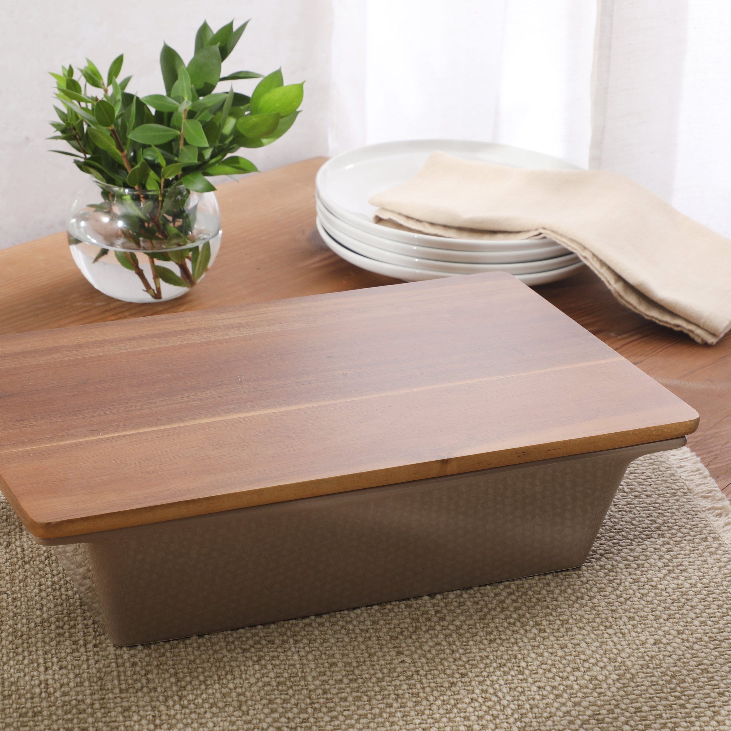 Gibson Elite 2.75-Quart 13.5" x 8.5" Stoneware Baking Dish with Acacia Wood Lid – Taupe Rectangular Oven Safe Baker for Casseroles, Roasting & Serving - Image 5