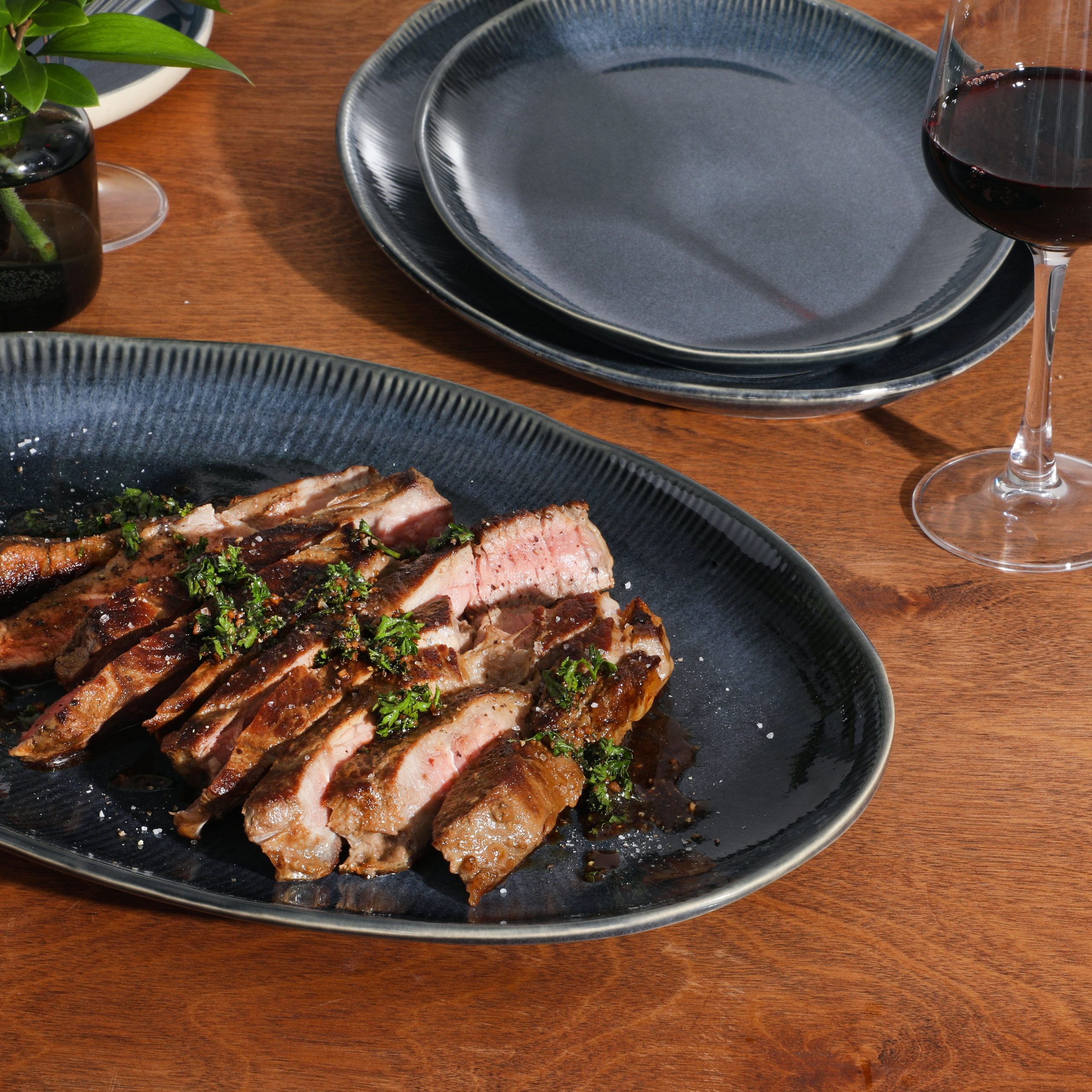 Gibson Elite Sandy Pines 3 Piece Oval Platter Set, 15.7”, 13.75” & 12” Stoneware Serving Platters, Reactive Glaze Finish, Microwave & Dishwasher Safe - Image 2