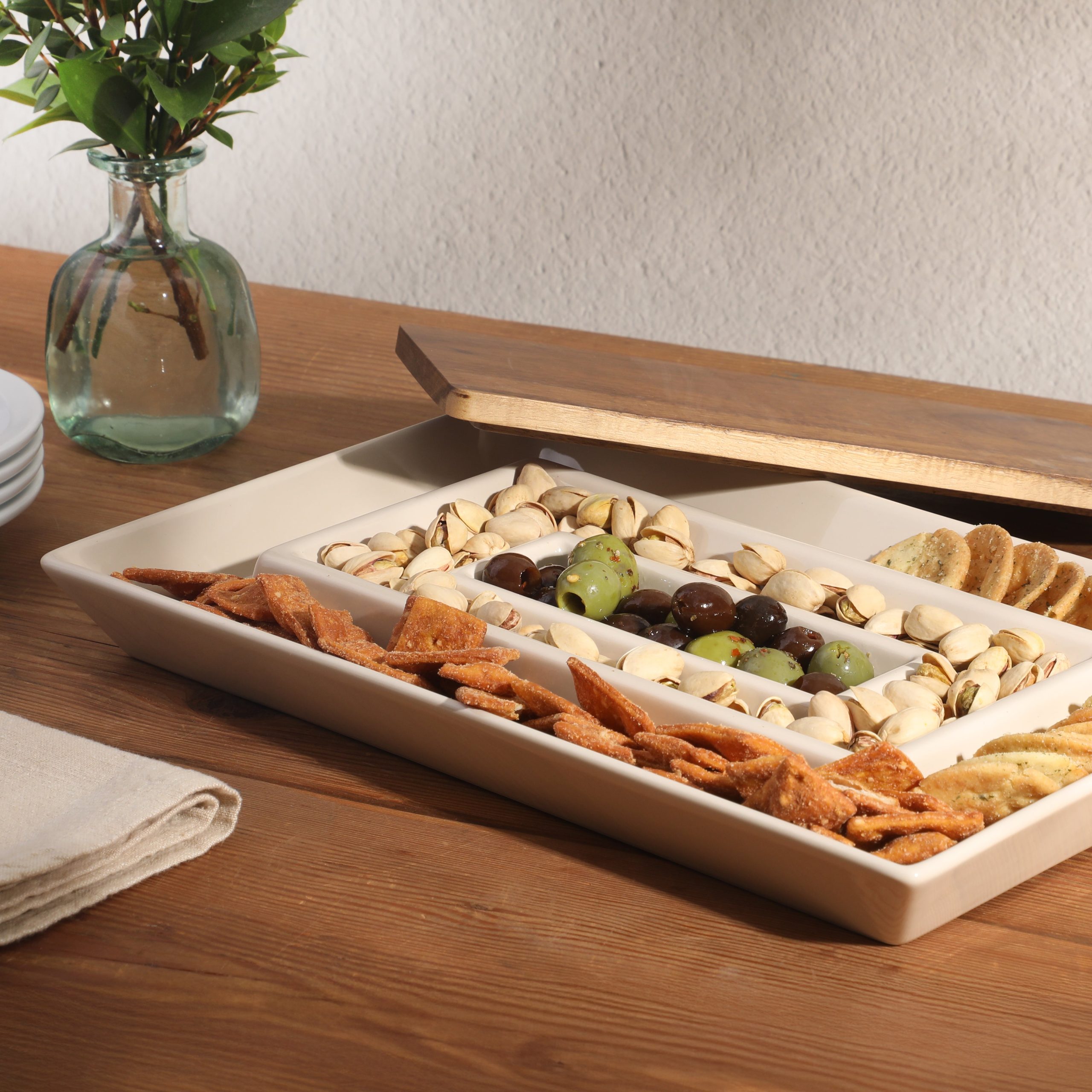 Gibson Elite 3-Section Stoneware Serving Tray with Acacia Lid – Taupe Rectangular Chip & Dip, Condiment, Snack and Appetizer Server for Parties & Entertaining - Image 3