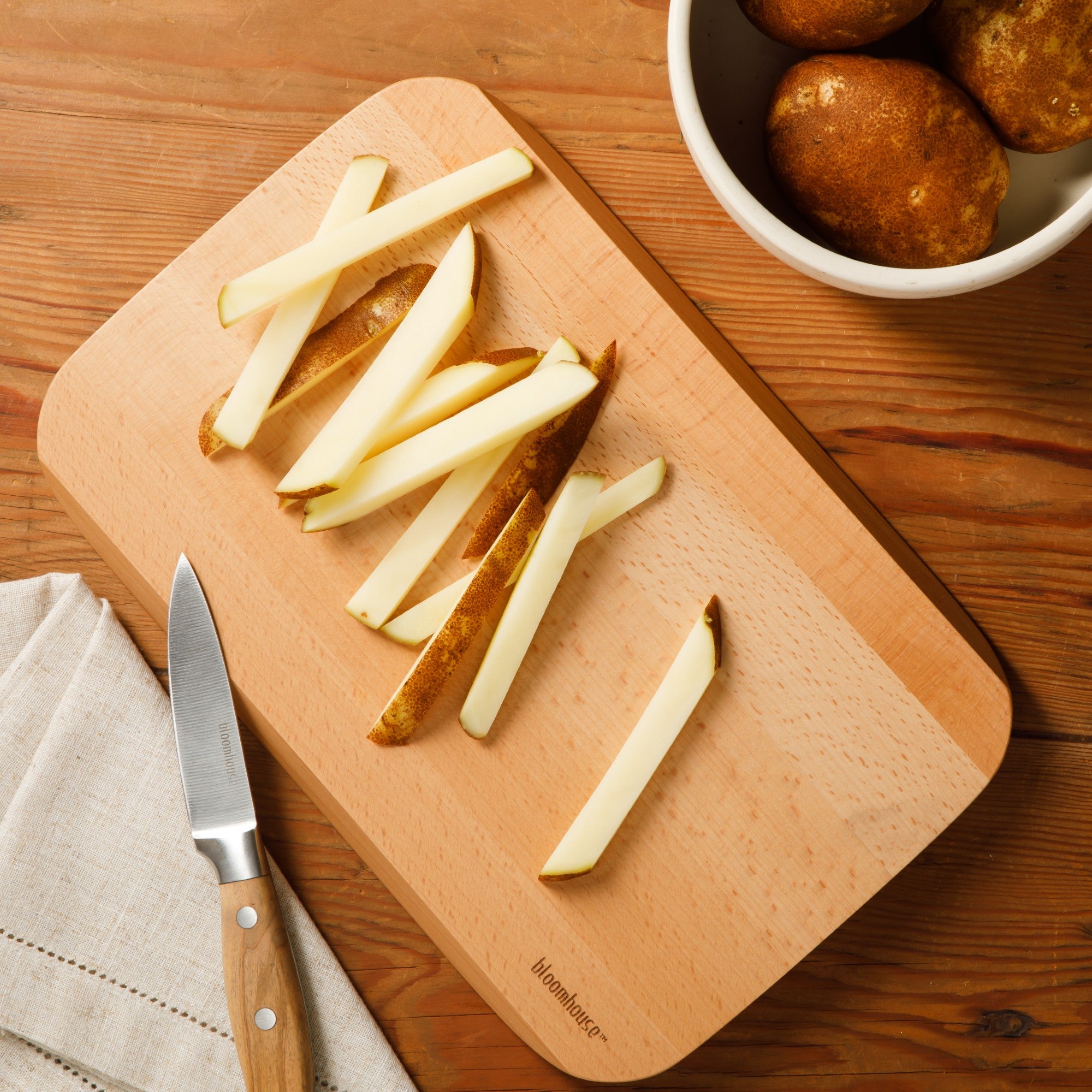 Bloomhouse Made in Lake Como, Italy Oil Coated Italian Beech Wood Cutting Board - Image 6