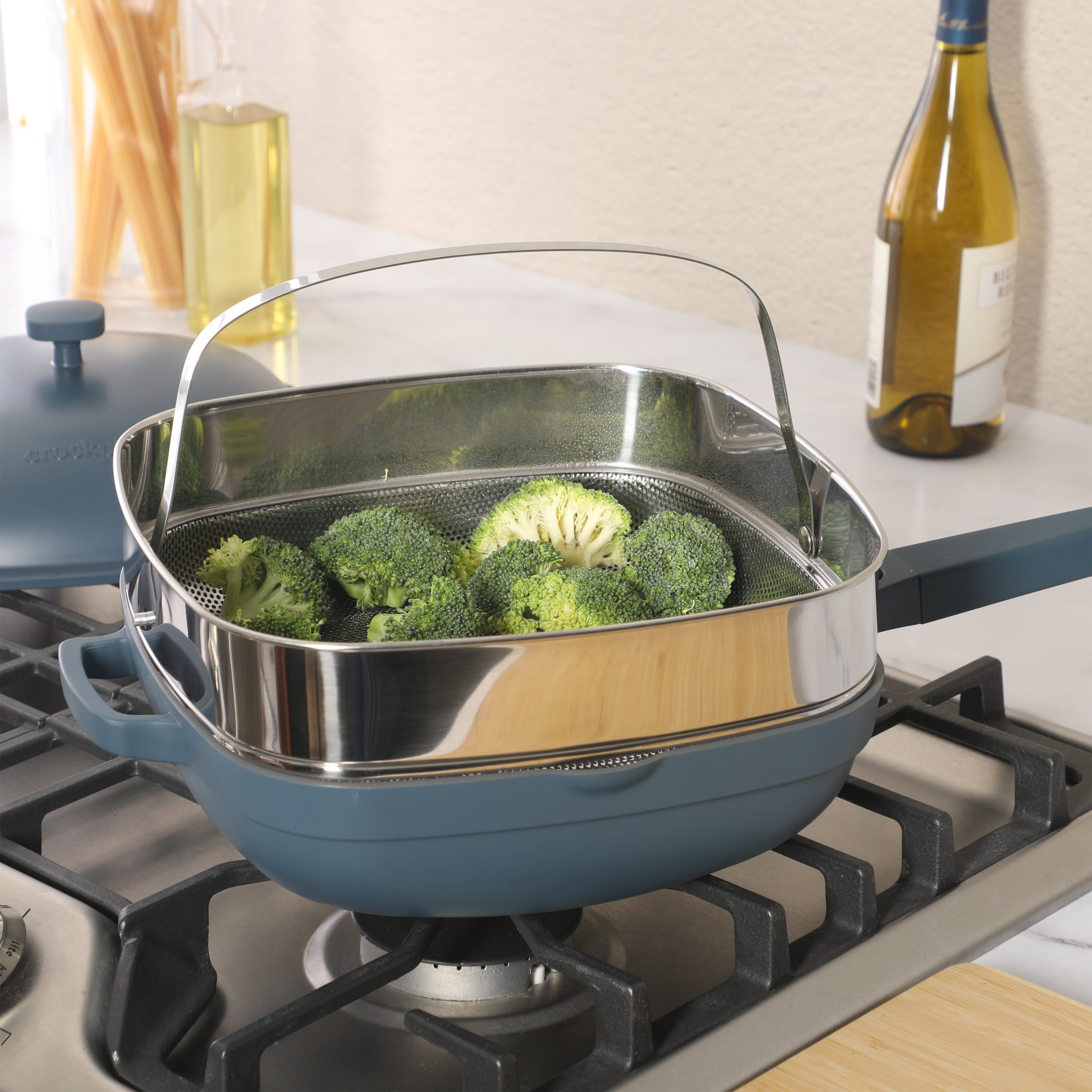Crock Pot Northvale 5.3 Quart Ceramic Nonstick Sauté Pan with Steamer Basket & Lid, Cast Aluminum Pan with Induction Base and Soft-Touch Handle - Image 2