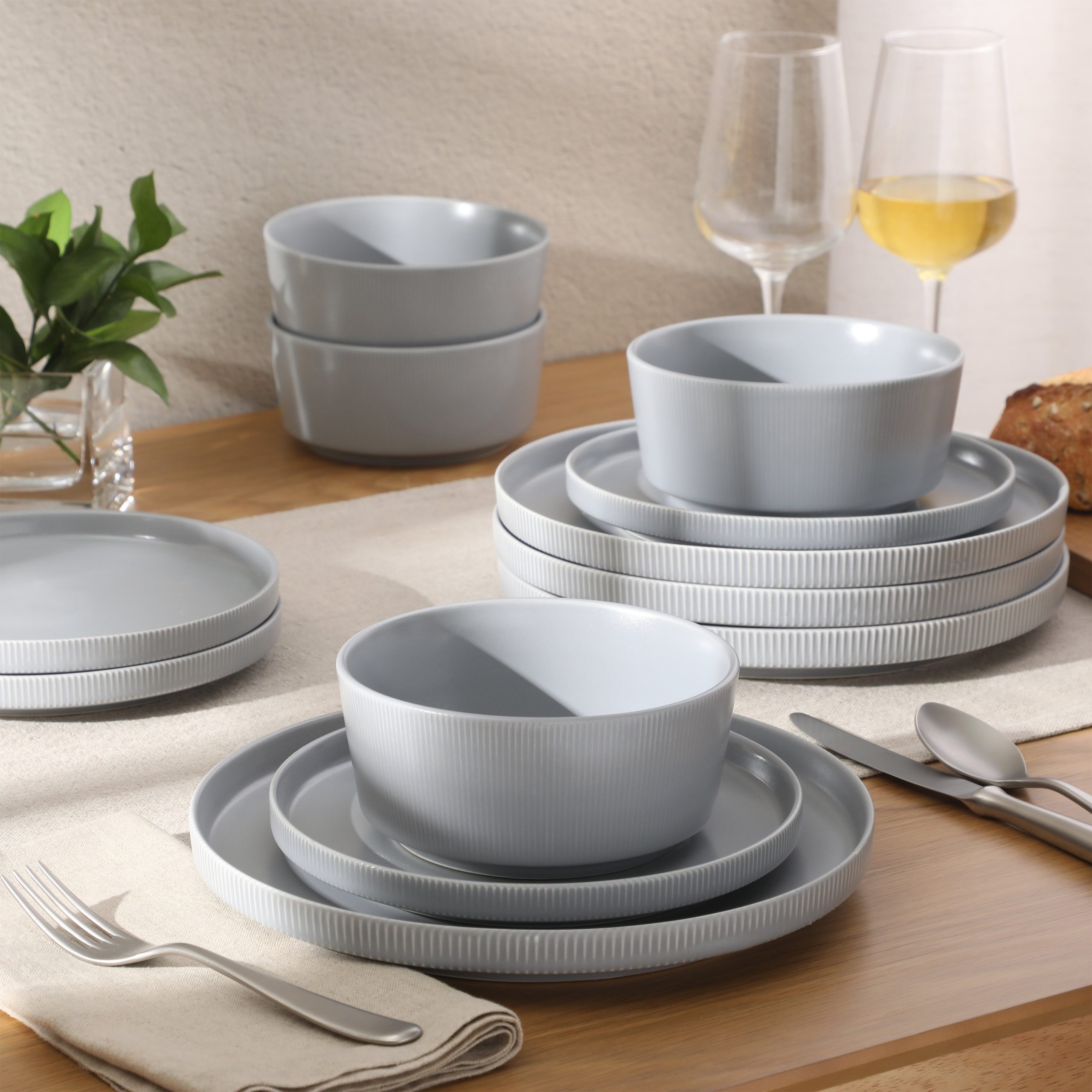 Gibson Home Dempsey Road 12-Piece Stoneware Dinnerware Set – Service for 4, Round Plates and Bowls, Durable Solid Color Modern Embossed Dish Set, Microwave & Dishwasher Safe - Image 9