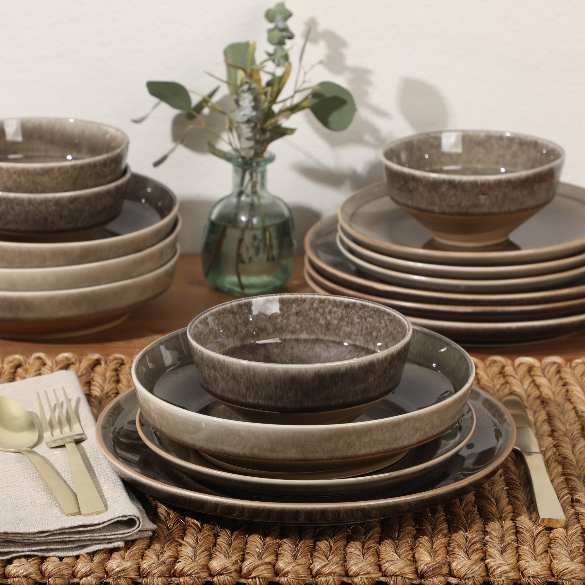 Gibson Elite Hailstone 16 Piece Stonewe Reactive Glaze (Service for 4) Ceramic Plates and Bowls Dinnerware Set - Image 11