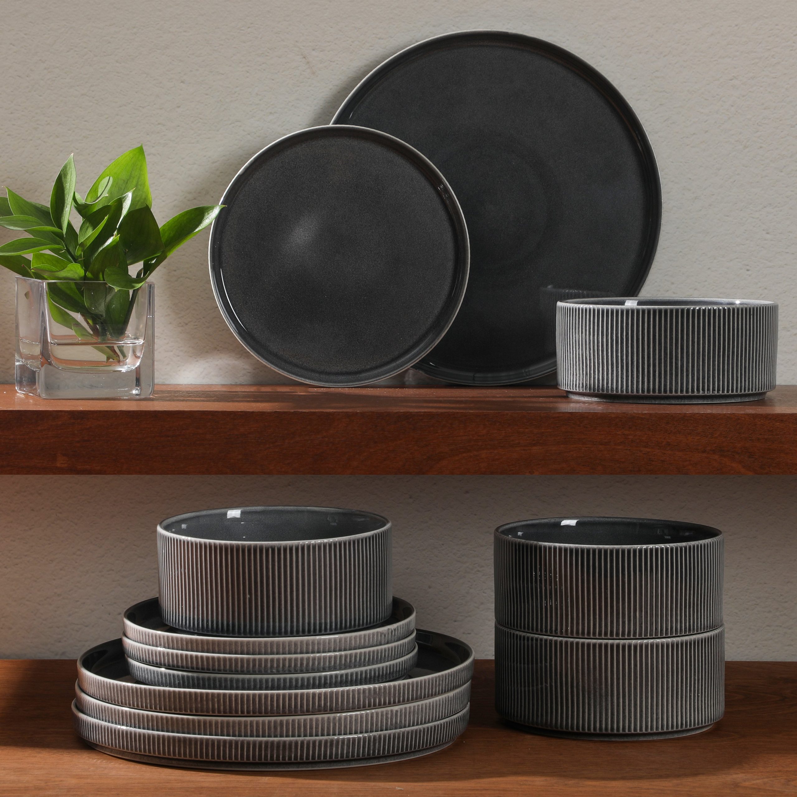 Gibson Elite Solana Coast 12 Piece Stoneware Reactive Glaze (Service for 4) Ceramic Plates and Bowls Modern Shape Embossed Dinnerware Set - Image 4