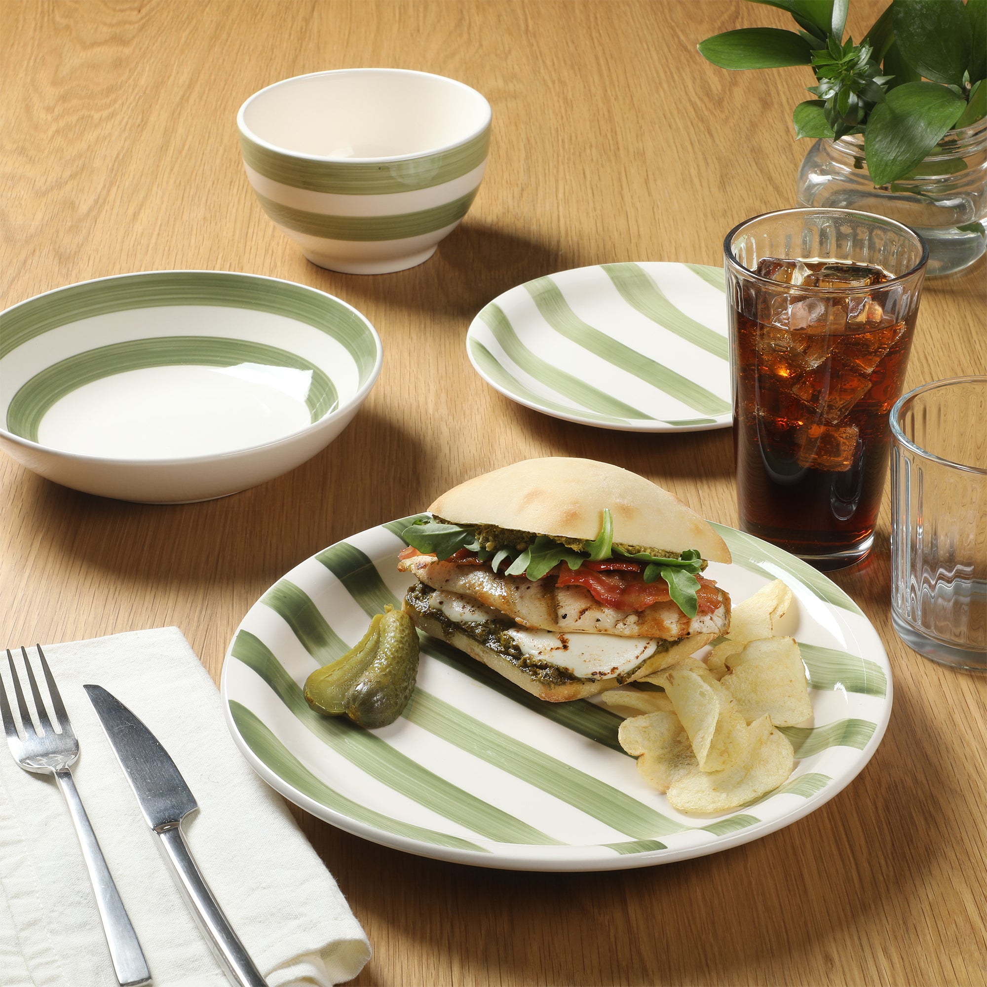 Gibson Home Kenwood Shores 16 Piece Dinnerware Set, Striped, Stoneware, Hand-Painted Plates and Bowls, Service for 4, Microwave & Dishwasher Safe - Image 9