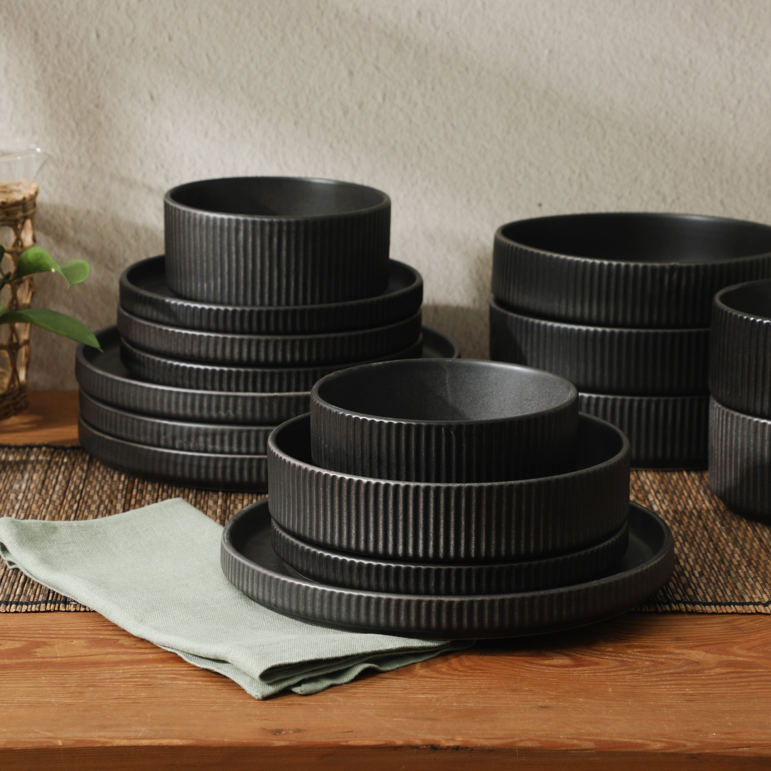 Gibson Elite Deerfield 16-Piece Stoneware Dinnerware Set – Stackable Plates and Bowls, Reactive Glaze Finish, Service for 4 – Microwave & Dishwasher Safe - Image 3