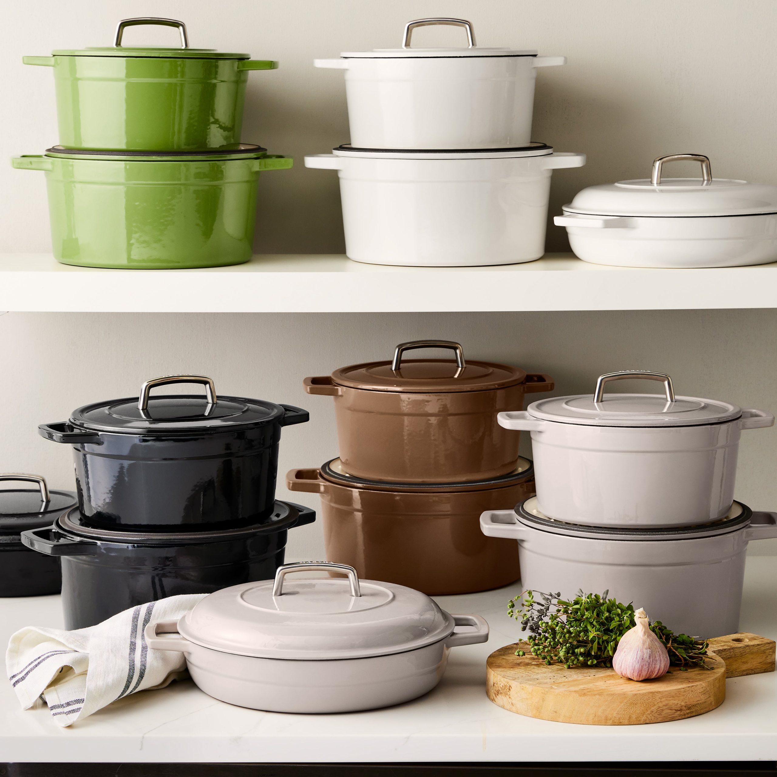 Martha by Martha Stewart 7-Quart Enameled Cast Iron Dutch Oven w/ Lid - Image 11