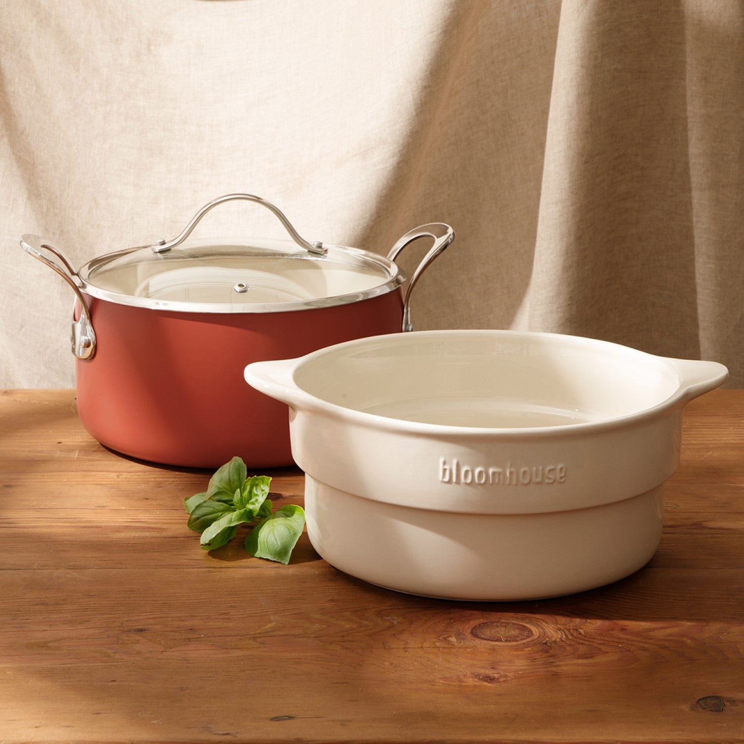 Bloomhouse 6-Quart Aluminum Enamel Dutch Oven w/ Non-Stick Non-Toxic Ceramic Interior and Ceramic Steamer Insert - Image 2